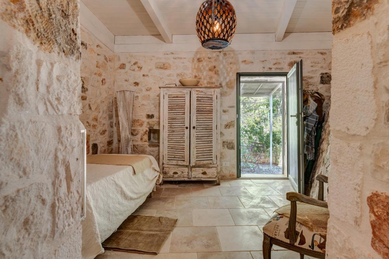 Bed and Breakfast Pigreco Trullo Di Charme - Boutique Ostuni Exterior foto